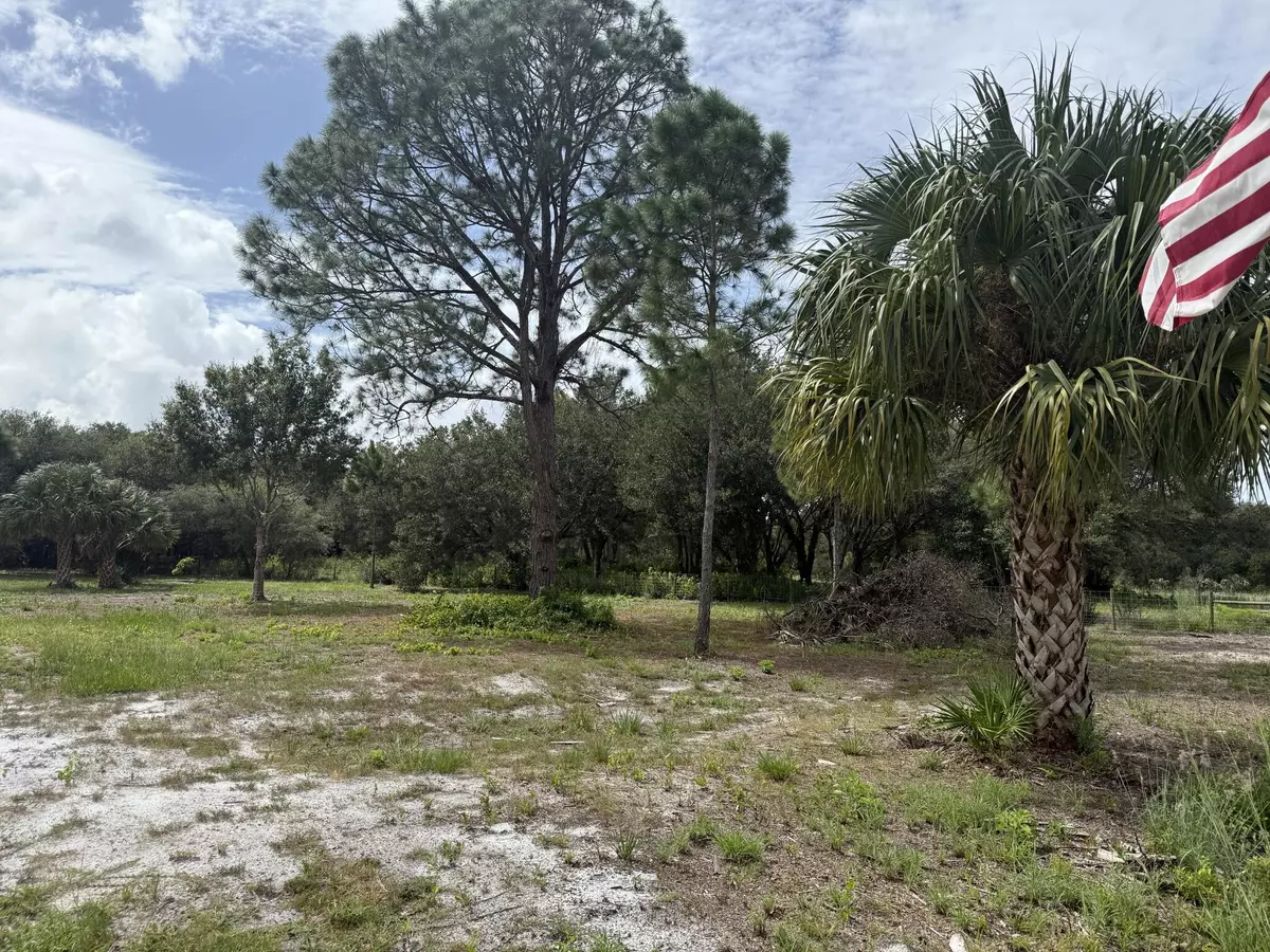 Okeechobee, FL 34972,15134 NW 306th ST