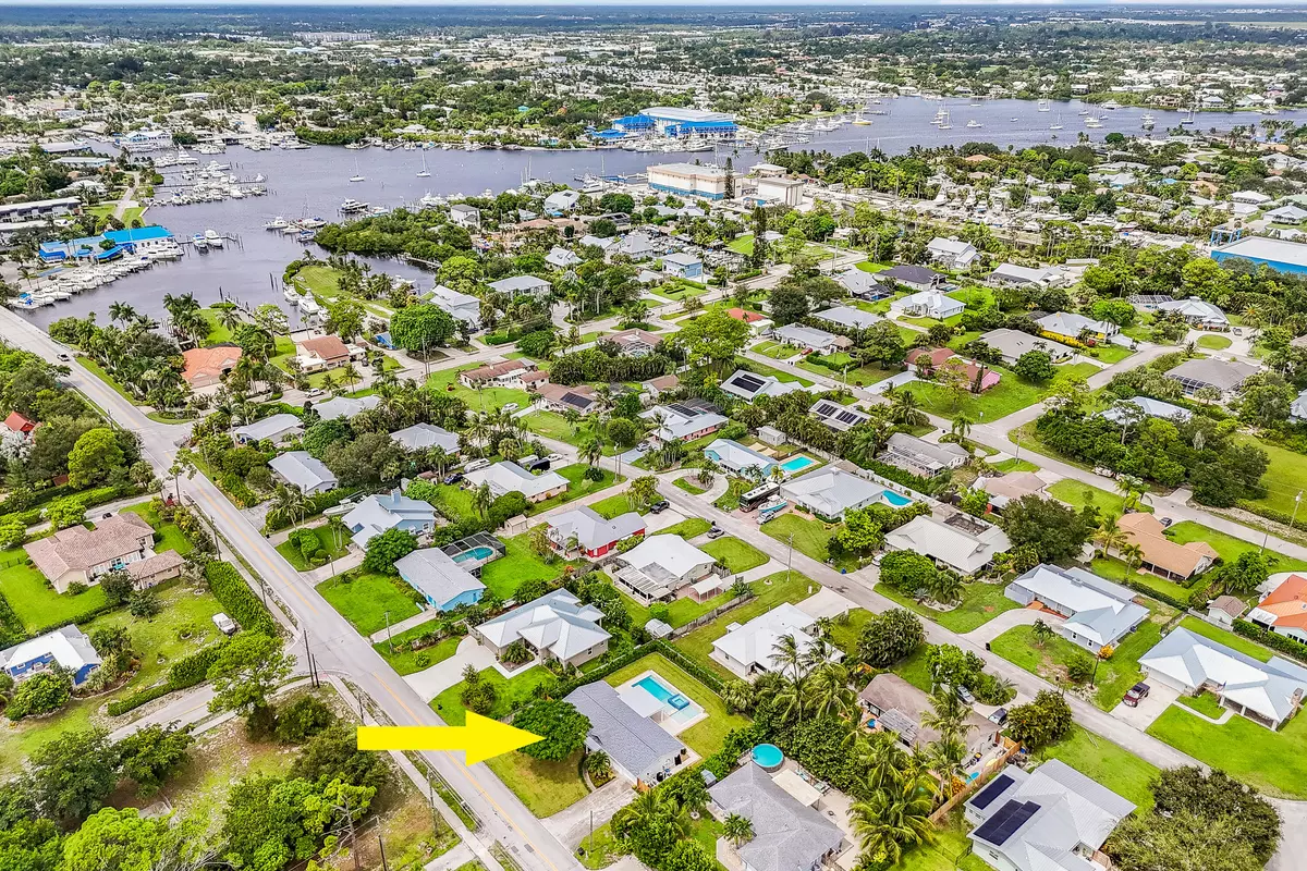 Stuart, FL 34997,4879 SE Horseshoe Point RD