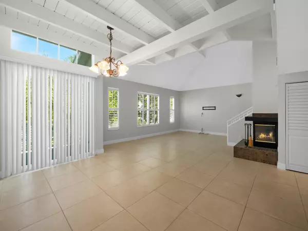 Jupiter, FL 33477,501 Mainsail CIR