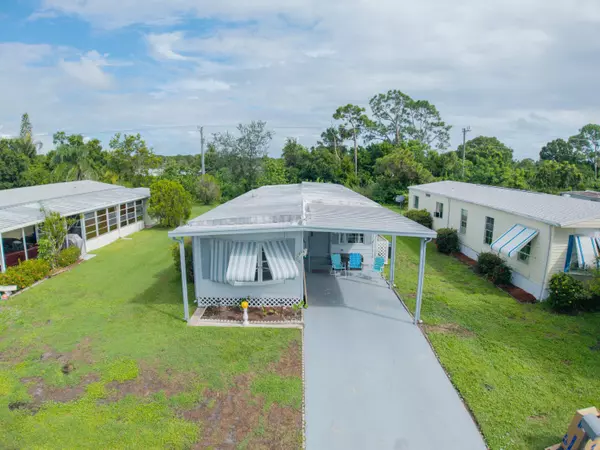 Port Saint Lucie, FL 34952,176 W Caribbean