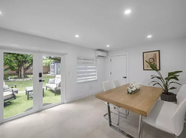 North Miami, FL 33161,520 NE 135th ST