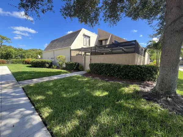 Port Saint Lucie, FL 34952,1100 SE Mitchell AVE 401