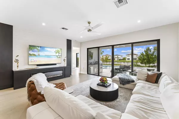 Palm Beach Gardens, FL 33412,12490 Solana Bay CIR