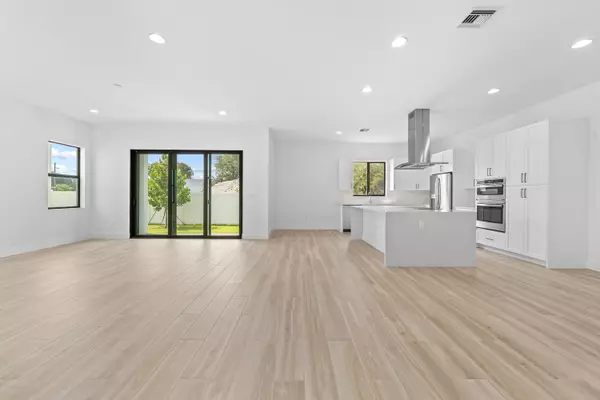 Fort Lauderdale, FL 33315,1450 SW 23rd ST 1450