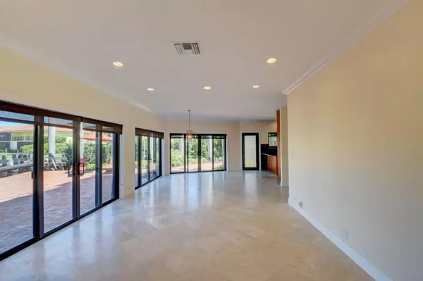 Highland Beach, FL 33487,1121 Bel Air DR 4