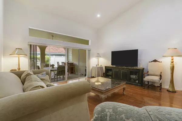 Jupiter, FL 33458,18951 Painted Leaf CT