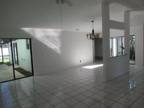 Boca Raton, FL 33428,9141 SW 22nd ST D