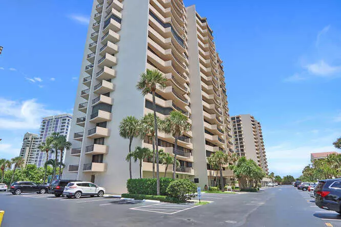 Singer Island, FL 33404,4200 N Ocean DR 2-903