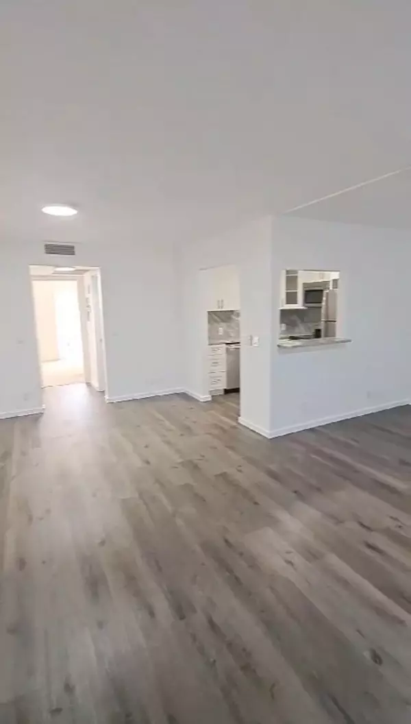 Boca Raton, FL 33434,530 Mansfield M 530 M