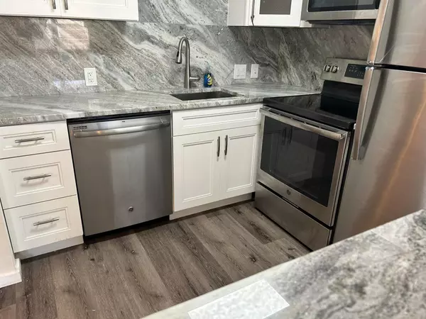 Boca Raton, FL 33434,530 Mansfield M 530 M