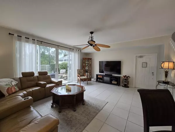 Palm Beach Gardens, FL 33410,144 Santa Barbara WAY