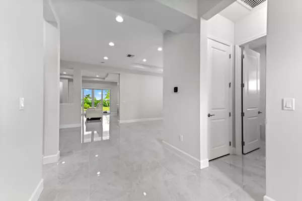 Westlake, FL 33470,14236 Gray Bark BND