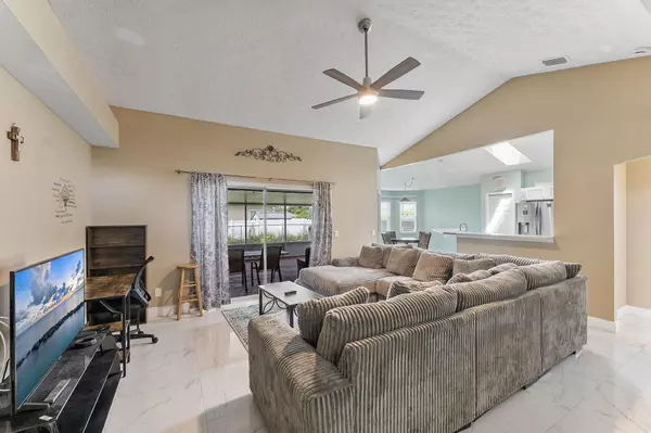 Port Saint Lucie, FL 34987,1622 SW Realty ST