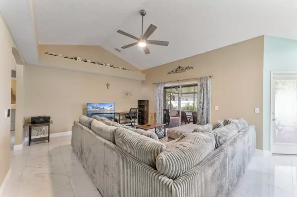 Port Saint Lucie, FL 34987,1622 SW Realty ST