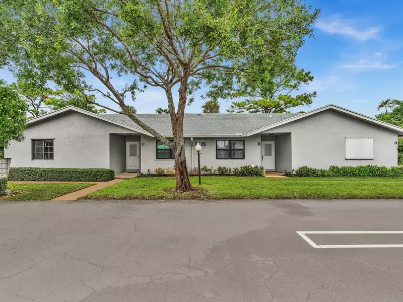 2635 Lowson BLVD D, Delray Beach, FL 33445