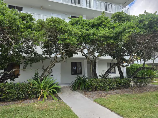 West Palm Beach, FL 33409,2721 Village BLVD 106