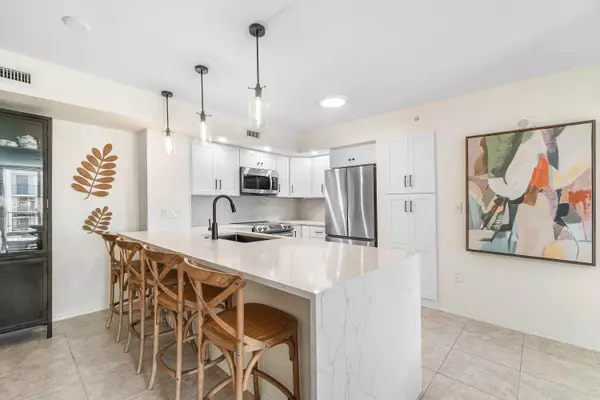 West Palm Beach, FL 33407,1801 N Flagler DR 729