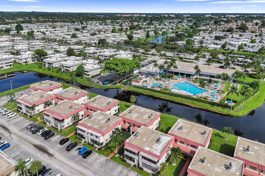 40 Saxony A, Delray Beach, FL 33446