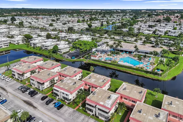 40 Saxony A, Delray Beach, FL 33446