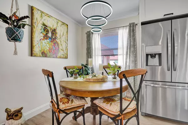 Delray Beach, FL 33446,40 Saxony A