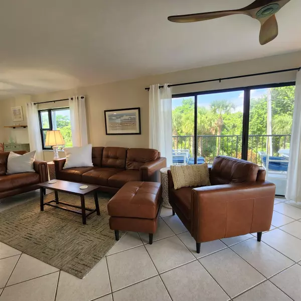 Hutchinson Island, FL 34949,5163 N Highway A1a 216