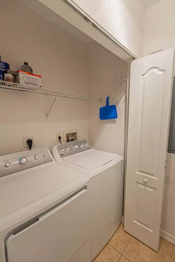 Port Saint Lucie, FL 34986,140 SW Peacock BLVD 21-203