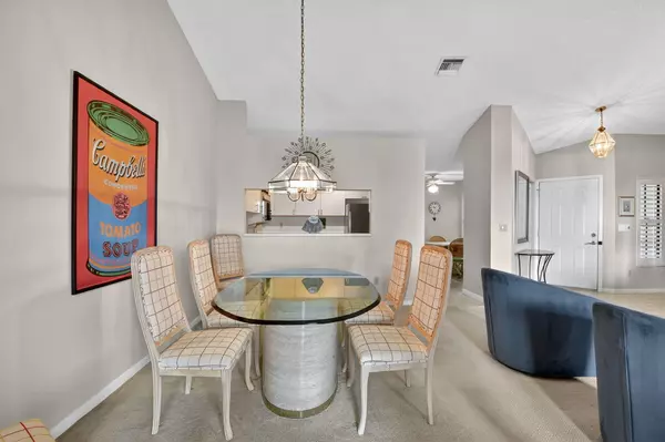 Boynton Beach, FL 33472,7186 Sweetbay CT