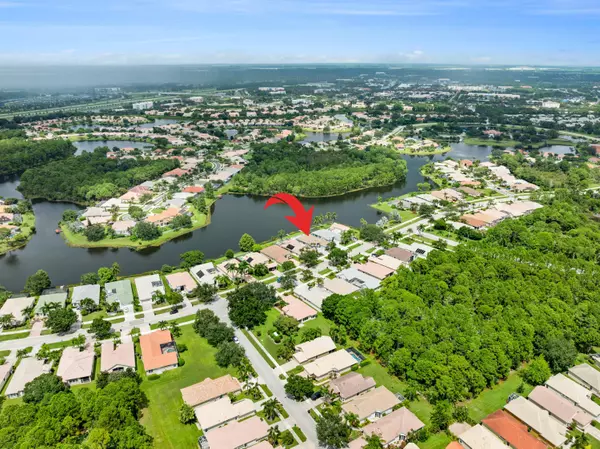 Port Saint Lucie, FL 34986,616 SW Lake Charles CIR