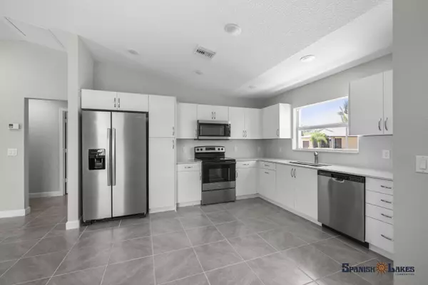 Fort Pierce, FL 34951,4 Rio De Palmas