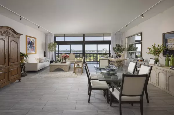 2450 Presidential WAY Ph7, West Palm Beach, FL 33401