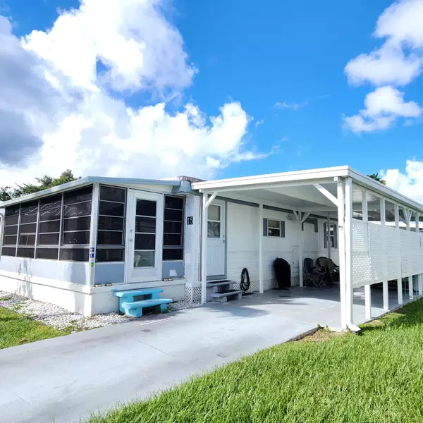 Port Saint Lucie, FL 34952,15 Indigo LN