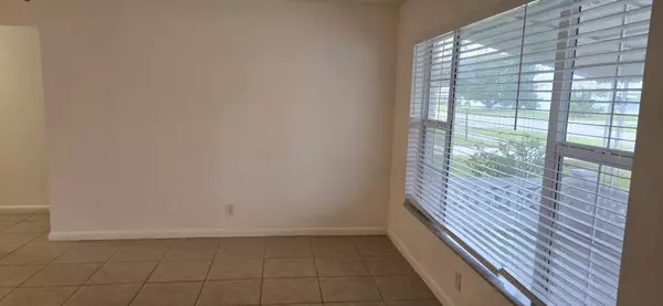 Boynton Beach, FL 33426,114 Leisureville BLVD