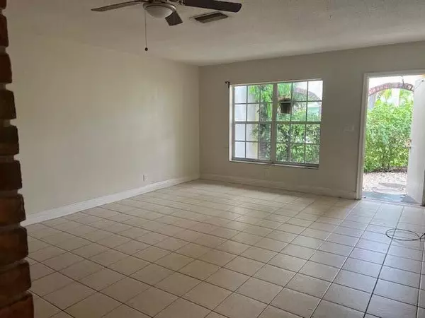 Deerfield Beach, FL 33441,504 SE 13th DR A