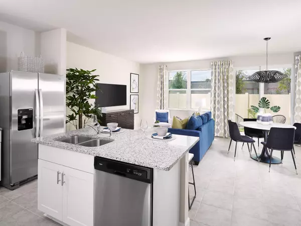 Fort Pierce, FL 34982,548 Salisbury CIR