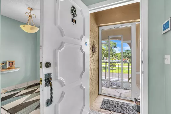 Delray Beach, FL 33484,5910 Via Delray B