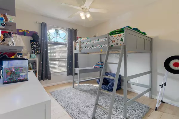 Boynton Beach, FL 33437,6383 Coolidge CT