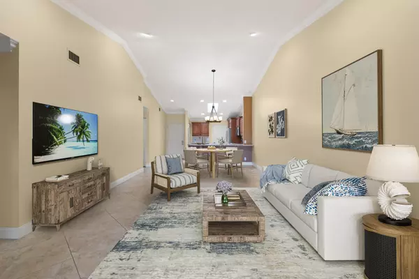 Boynton Beach, FL 33437,5317 Fig Palm WAY B