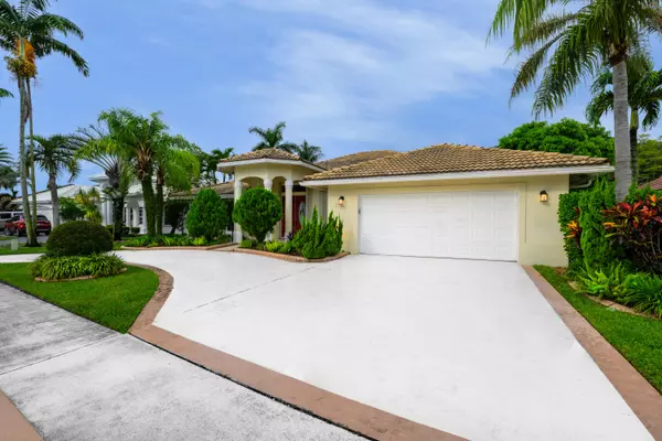 Royal Palm Beach, FL 33411,221 Cypress TRCE