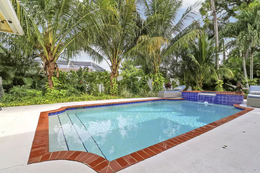 4601 Windswept Pines CT, Jupiter, FL 33469