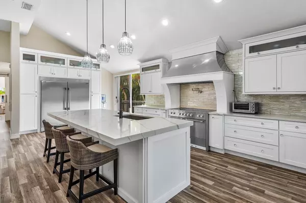 Boca Raton, FL 33496,5887 NW 24th AVE 1203