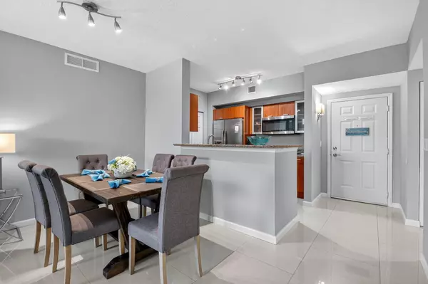 Boynton Beach, FL 33435,625 Casa Loma BLVD 306