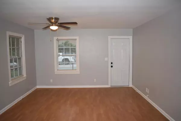 West Palm Beach, FL 33405,940 Bignonia RD