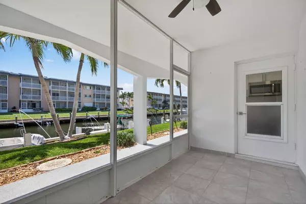 North Palm Beach, FL 33408,110 Shore CT 1140