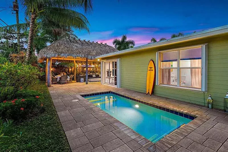 5 W Beverly RD, Jupiter, FL 33469