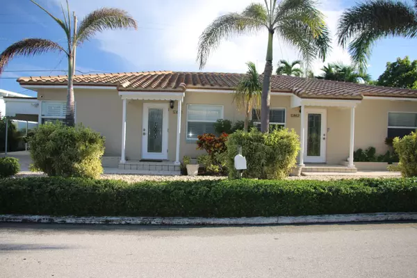 Ocean Ridge, FL 33435,42 Douglas DR
