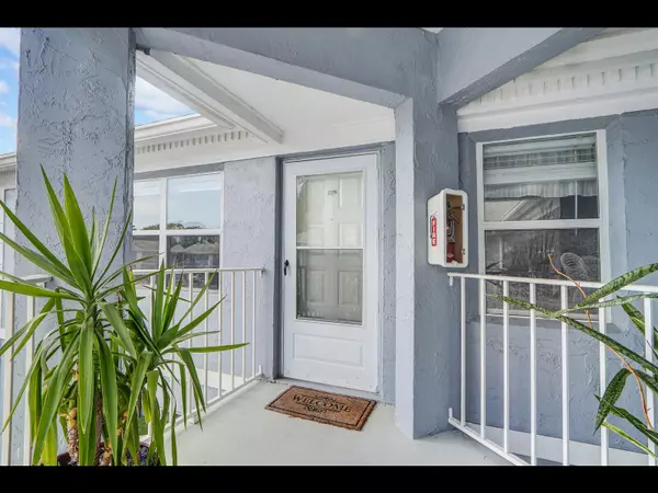 Stuart, FL 34994,3242 SE Aster LN L229