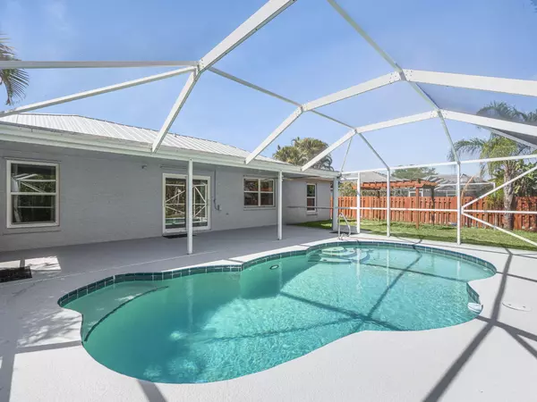 Port Saint Lucie, FL 34953,509 SW Feldman AVE