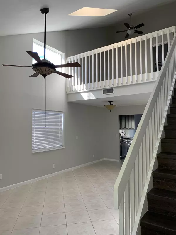 Deerfield Beach, FL 33441,320 SE 2 AVE B1