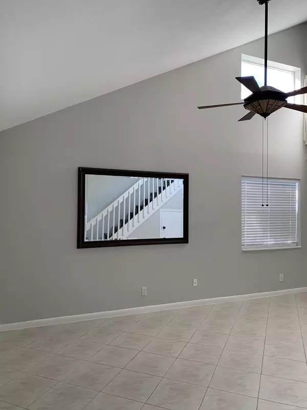 Deerfield Beach, FL 33441,320 SE 2 AVE B1