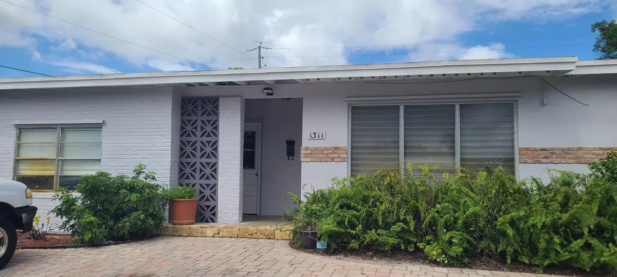 Pompano Beach, FL 33064,1311 NE 42nd ST